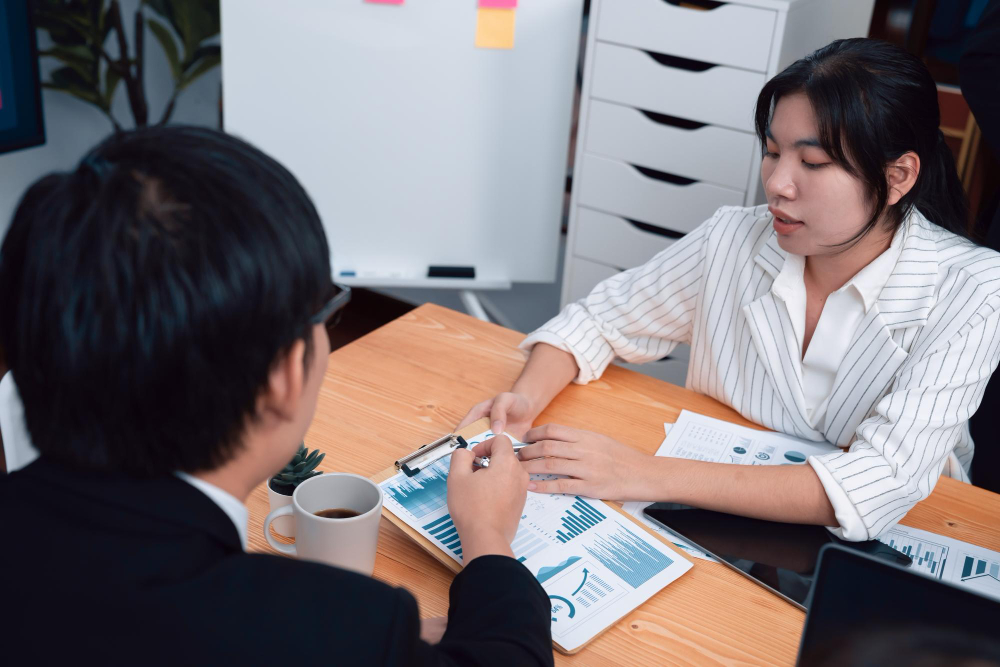外国人紹介会社の2つの種類